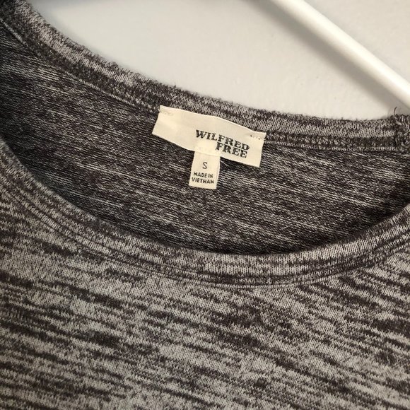 Wilfred Free Cropped Long Sleeve Top - Picture 2 of 2